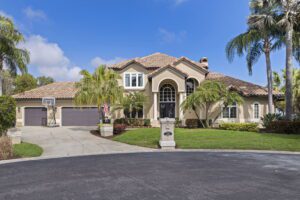 Caya Costa waterfront home St Petersburg exterior