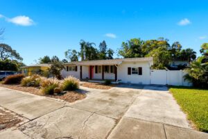 Coquina Key updated home St Petersburg exterior