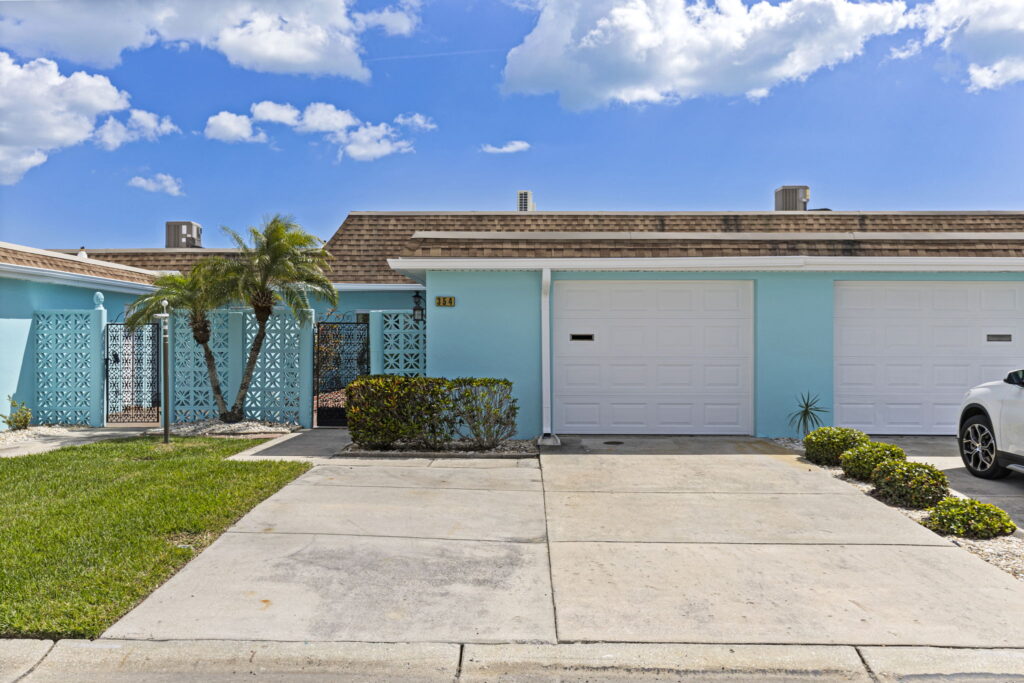 Boca Ciega Point waterfront condo St Petersburg exterior